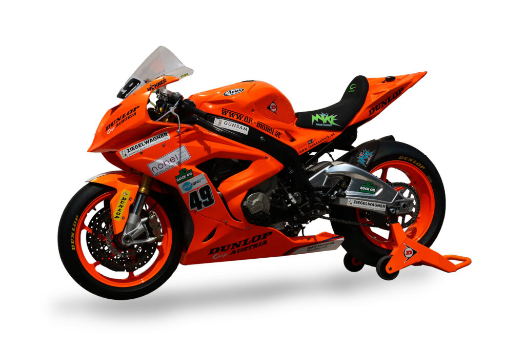 Orangnenes Superbike BMW S1000RR von Mike Wohner.